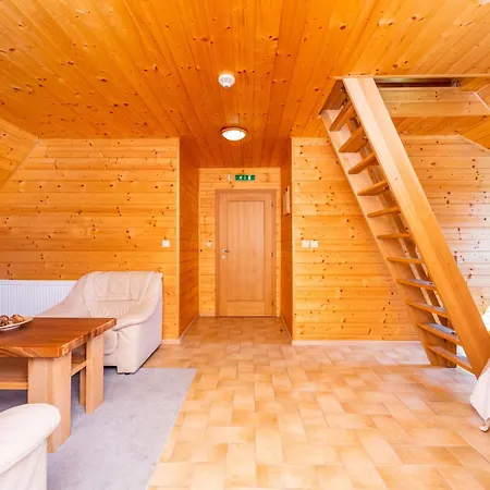 Salas Viglas Hotel *