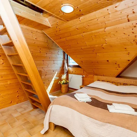 Hotel Salas Viglas *