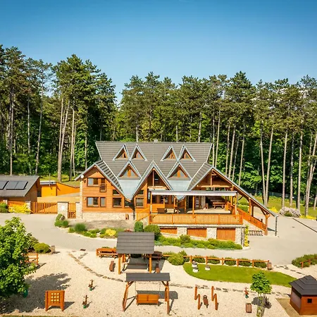 Hotel Salas Viglas *