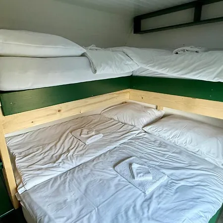 Salas Viglas Guest house 3*
